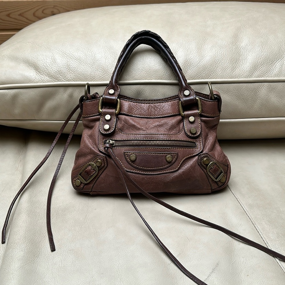 Arden B leather purse
